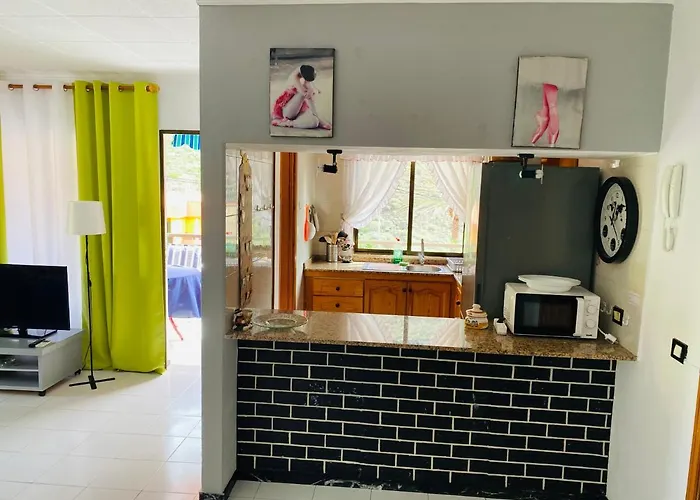 - Maris Apartament *